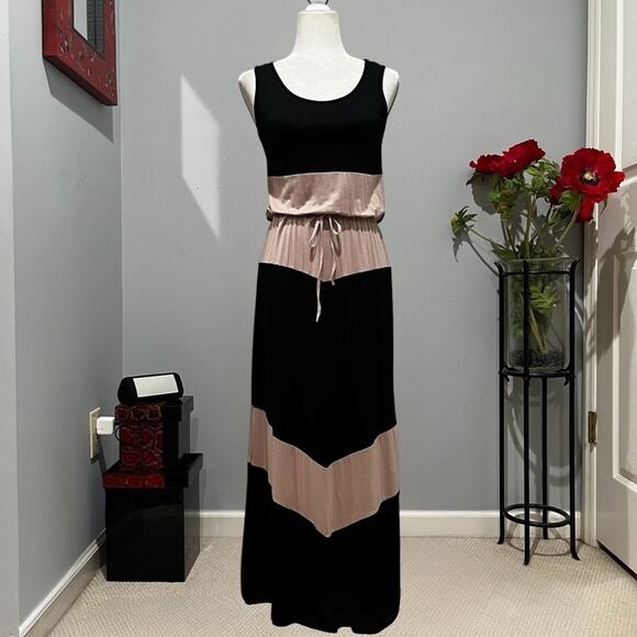 The Hanger Dresses & Skirts - NEW The Hanger Colorblock Striped Chevron Draped Tie Sleeveless Maxi Dress M